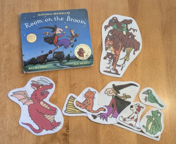 Imagine.Create.Play - Room on the Broom